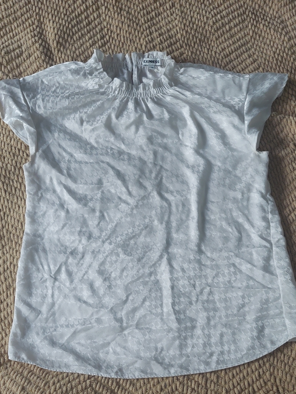 Express White Short-Sleeve Textured Top, Size Small